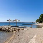 فيلة Adriatique *