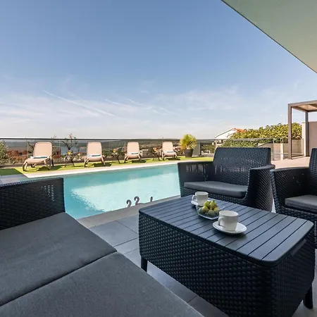 Adriatique Villa Maslenica