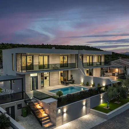 Adriatique Villa *