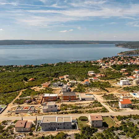 Adriatique Maslenica
